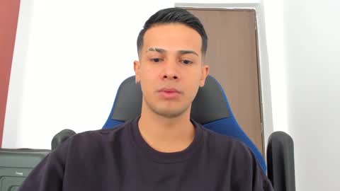 Snapshot of abelasburgo chatting on 17, 12, 2024 Independence model AbelAsburgo online show from 17, 12, 2024