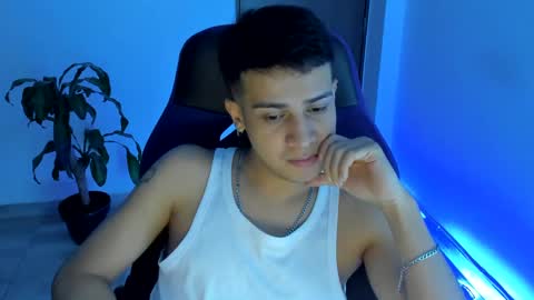 Snapshot of abelasburgo chatting on 7, 11, 2025 Independence model AbelAsburgo online show from 7, 11, 2025