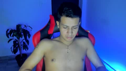 Snapshot of abelasburgo chatting on 19, 12, 2025 Independence model AbelAsburgo online show from 19, 12, 2025