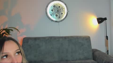  Abella and Kendra  online show from 8, 1, 2026