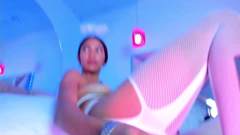 abelladgr online show from 10, 1, 2025