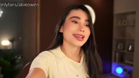 abie_owen online show from 10, 5, 2026