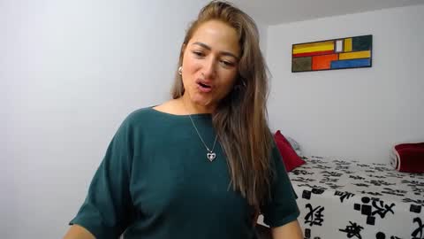 Snapshot of abie_spicy_ chatting on 16, 9, 2025 ximena online show from 16, 9, 2025