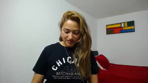 Snapshot of abie_spicy_ chatting on 16, 10, 2025 ximena online show from 16, 10, 2025