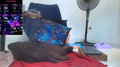 Snapshot of abigail_curvy chatting on 13, 9, 2025 Abigail online show from 13, 9, 2025