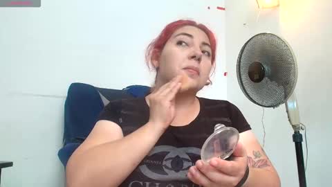 Snapshot of abigail_curvy chatting on 7, 10, 2025 Abigail online show from 7, 10, 2025