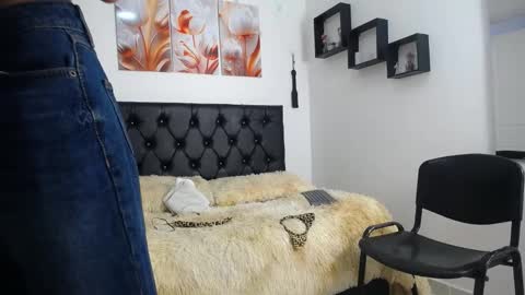 Abigail online show from 10, 3, 2025