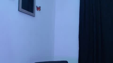 Snapshot of abigail_jhonss chatting on 20, 11, 2025 abigail_jhonss online show from 20, 11, 2025