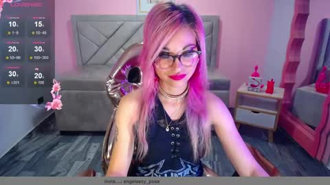 abril_ch_ online show from 12, 11, 2025