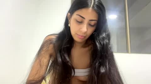 Snapshot of abrilsantosxo chatting on 27, 4, 2026 abrilsantosxo online show from 27, 4, 2026