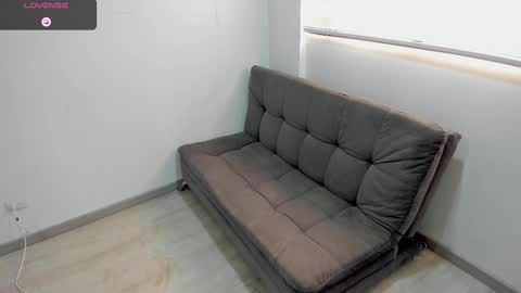 AbrilSonne online show from 23, 2, 2025