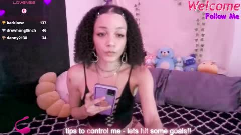 Snapshot of abruisedpeach chatting on 8, 11, 2025 Peach online show from 8, 11, 2025