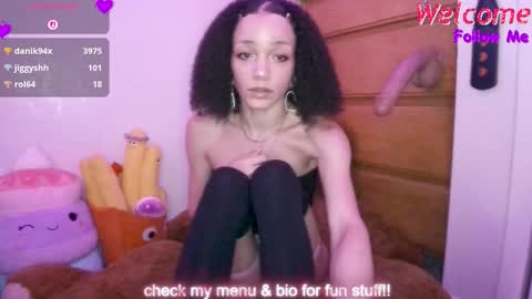 Snapshot of abruisedpeach chatting on 21, 12, 2025 Peach online show from 21, 12, 2025