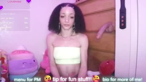 Snapshot of abruisedpeach chatting on 4, 3, 2026 Peach online show from 4, 3, 2026