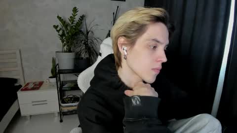 Nick online show from 21, 4, 2026