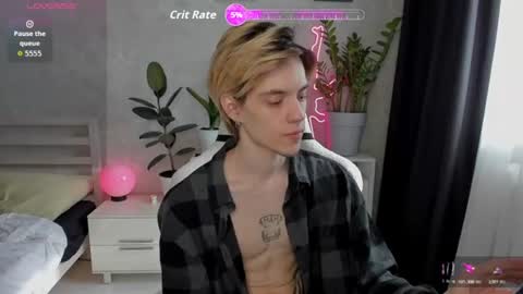 Snapshot of abslut chatting on 16, 6, 2026 Nick online show from 16, 6, 2026