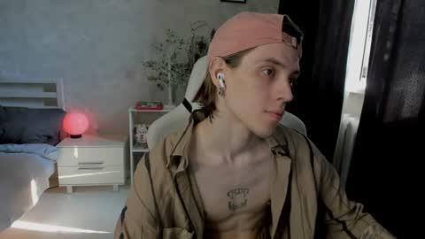 Snapshot of abslut chatting on 28, 7, 2026 Nick online show from 28, 7, 2026