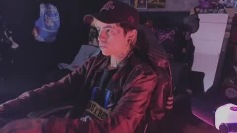 Snapshot of acidmilo chatting on 19, 7, 2026 Acid Milo online show from 19, 7, 2026