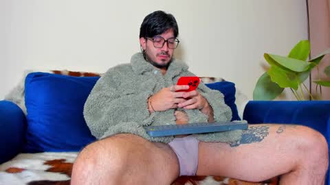 R. online show from 7, 2, 2025