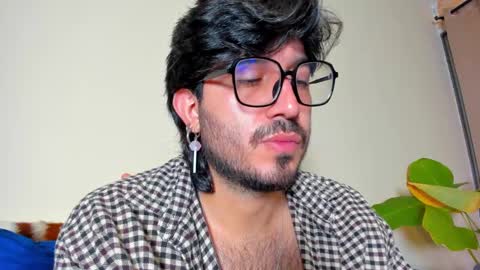 R. online show from 11, 2, 2025