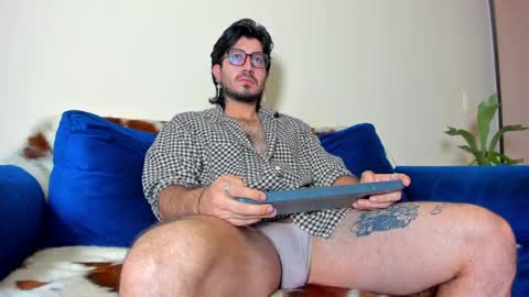 R. online show from 6, 3, 2025