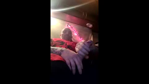 Snapshot of act_right_dub420 chatting on 5, 3, 2026 act_right_dub420 online show from 5, 3, 2026