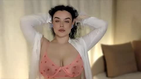 my inst   love inside 17 online show from 11, 1, 2026