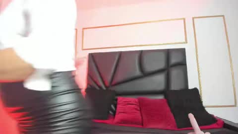 Snapshot of ada_mclaine2 chatting on 18, 4, 2026 Ada online show from 18, 4, 2026