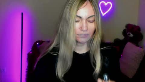 Adalina online show from 7, 4, 2026