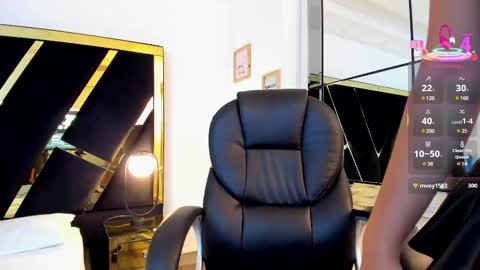 adalinarusell_ online show from 4, 3, 2025