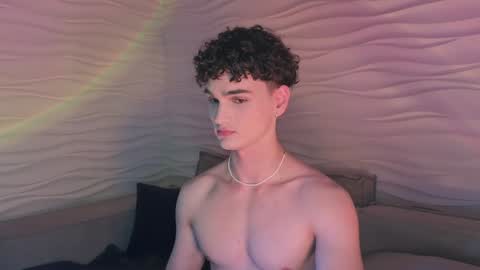 Adam online show from 12, 12, 2024