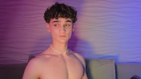 Adam online show from 5, 10, 2025