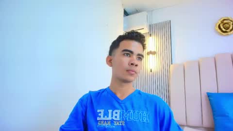 Snapshot of adam_hill7 chatting on 23, 5, 2026 Adam online show from 23, 5, 2026