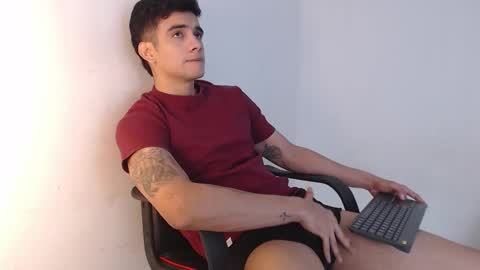 Hello guys excuse my absence I will be absent for several days for health reasons I hope you understand thank you very much. online show from 3, 11, 2025