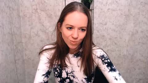 adamais_ online show from 20, 2, 2025