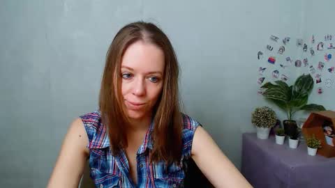 Snapshot of adamais_ chatting on 19, 12, 2025 adamais_ online show from 19, 12, 2025