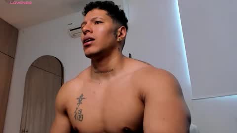 adambrocs1 online show from 28, 9, 2025