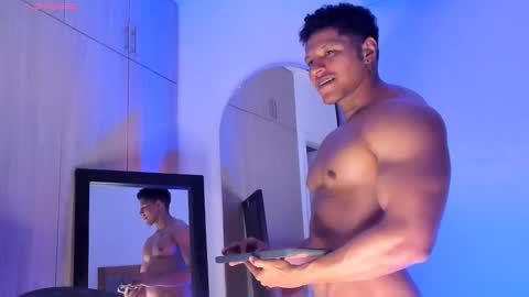 adambrocs1 online show from 22, 10, 2025