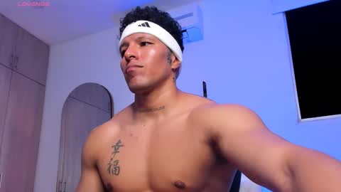 adambrocs1 online show from 26, 10, 2025