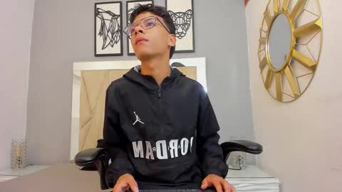 Adams Bobby online show from 2, 2, 2026