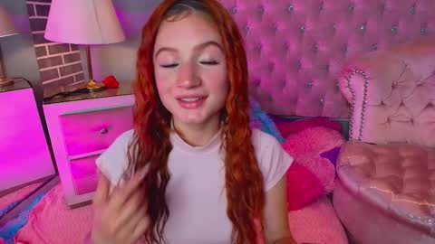 Adelaine online show from 25, 10, 2025