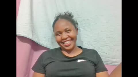 Snapshot of adelealy chatting on 26, 9, 2025 adelealy online show from 26, 9, 2025