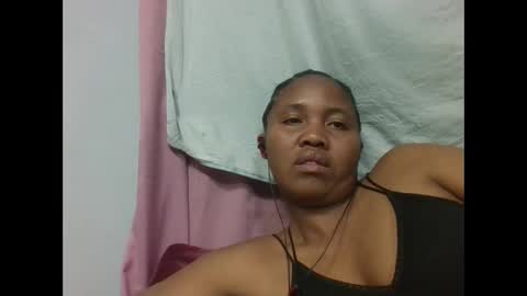 Snapshot of adelealy chatting on 8, 10, 2025 adelealy online show from 8, 10, 2025
