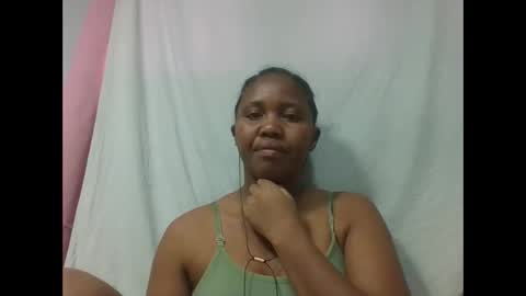 Snapshot of adelealy chatting on 11, 10, 2025 adelealy online show from 11, 10, 2025