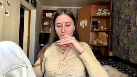 Poly online show from 27, 3, 2026