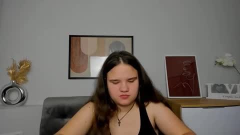 adelecruzz online show from 1, 3, 2025