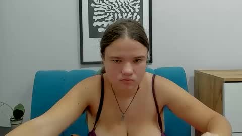 adelecruzz online show from 6, 2, 2026