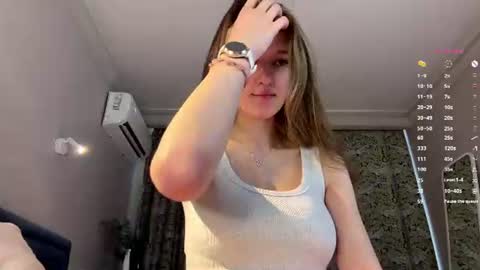 Snapshot of adeles_vibes chatting on 12, 6, 2026 Adele online show from 12, 6, 2026