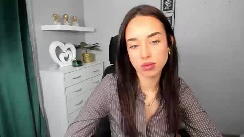 Snapshot of adelesolo chatting on 18, 2, 2026 Adele online show from 18, 2, 2026