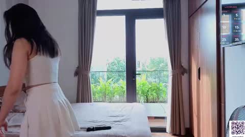 Adelia online show from 7, 11, 2025